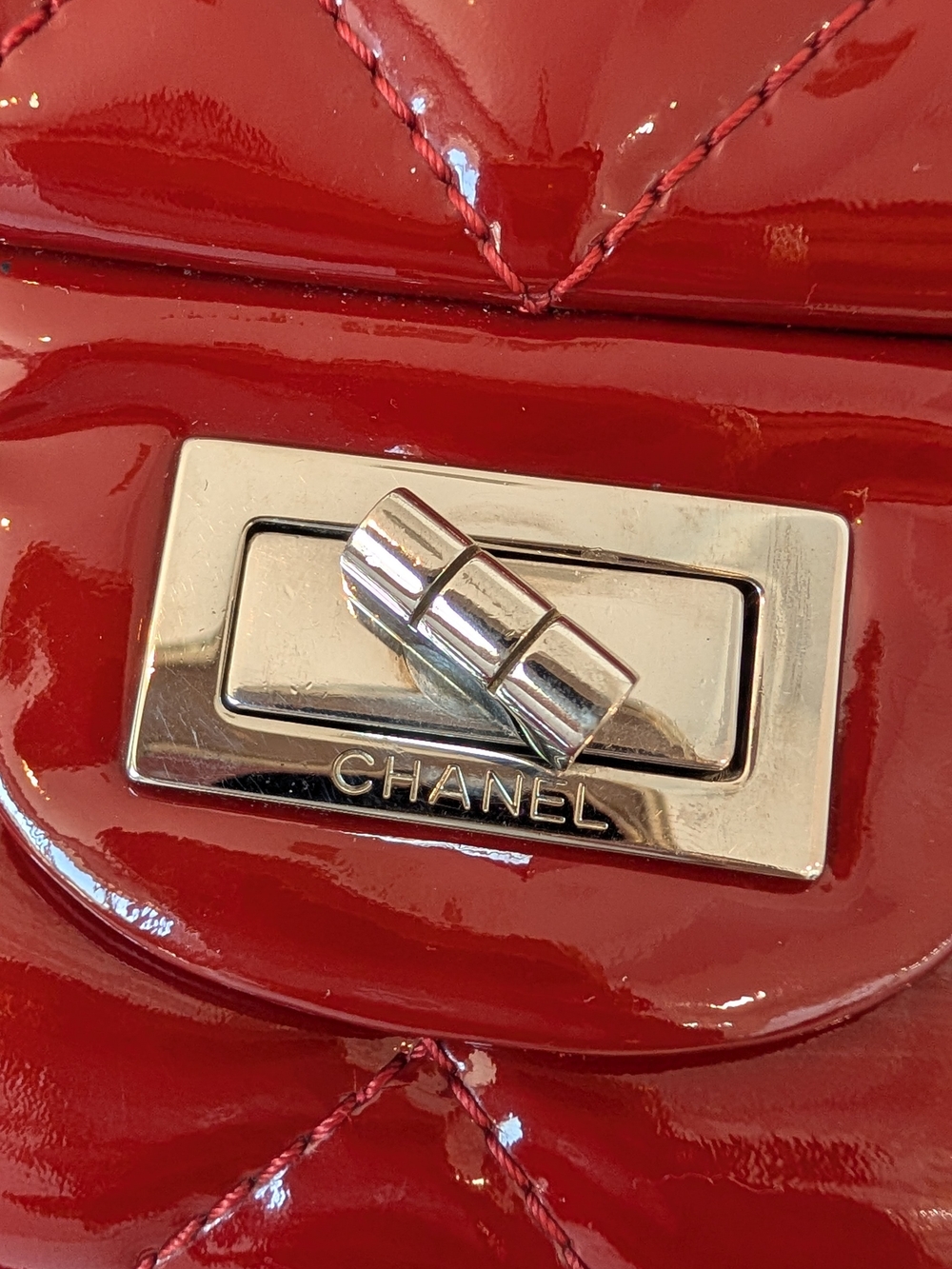 Chanel Red 2.55 Reissue Quilted Patent Leather Crossbody Flap Bag - Picture 6 of 16
